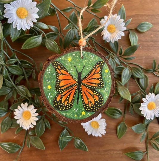 Hand-Painted Monarch Butterfly Ornament – Woodland Decor on Natural Wood Slice | Cottagecore Hanging Art