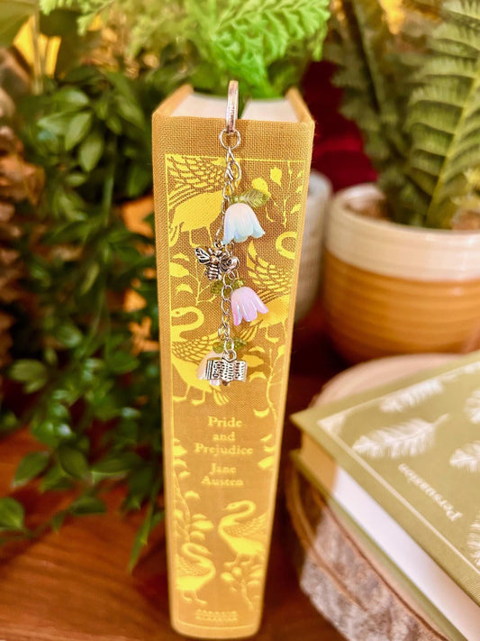 Flower & Bee Bookmark: Cottagecore Book Lover Gift