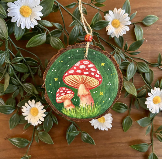 Hand-Painted Toadstool Wall Ornament – Fly Agaric Mushrooms on Wood Slice | Cottagecore Woodland Decor
