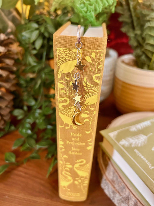Celestial Bookmark: Moon & Stars Silver Charm - Fantasy Reading Accessory
