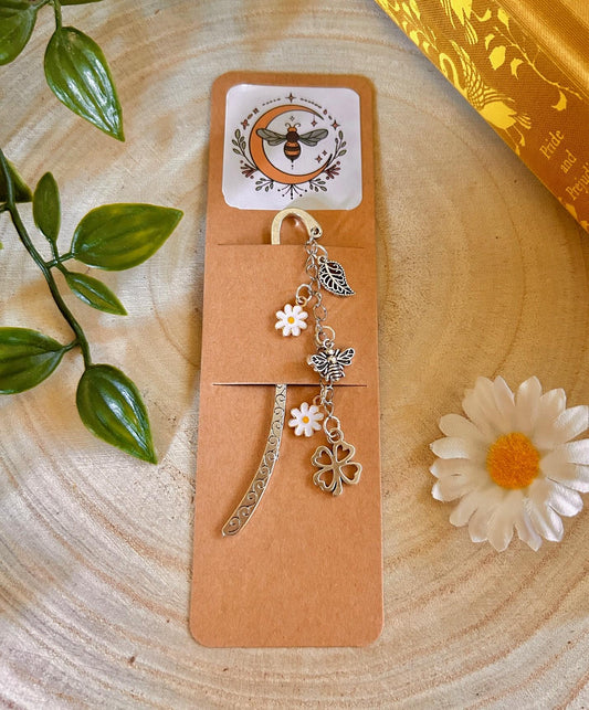 Silver Bee Daisy Bookmark | Cottagecore Nature Book Accessory, Botanical Metallic Trinket