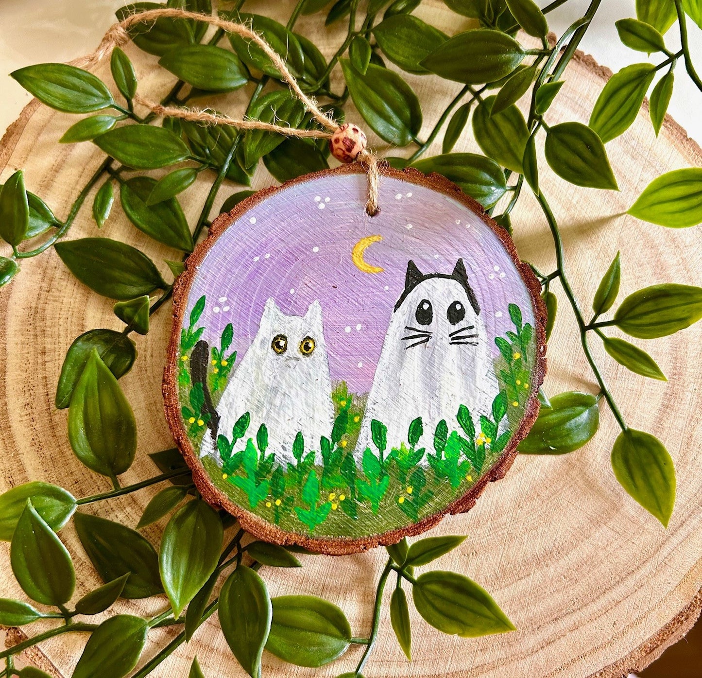 Hand Painted Wooden Ghost Cat Ornament – Cute Cat Halloween Decor | Whimsical Autumn Wood Slice Art | Cute Costumes Spooky Black Cat Art